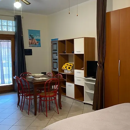 Luciana House Apartment Olbia Exterior photo